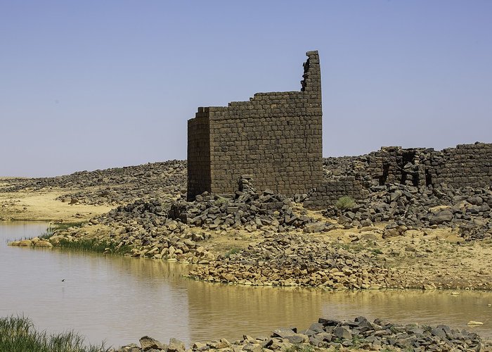 Qasr Burqu & Lake