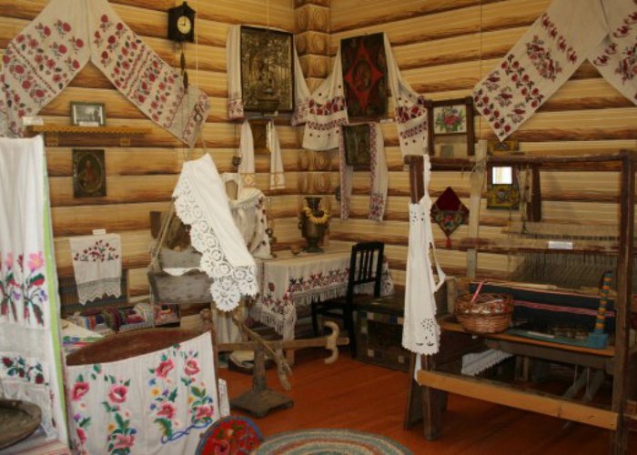 The Krasnozyorskoye Art and Local Lore Museum