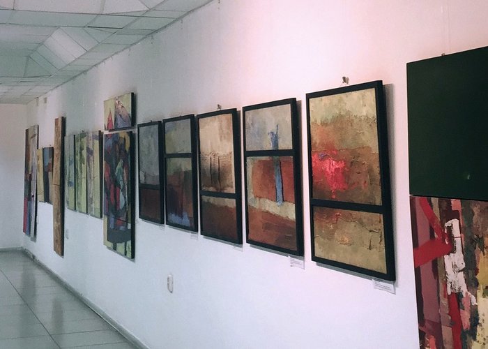 The Art Gallery «Dirigible»