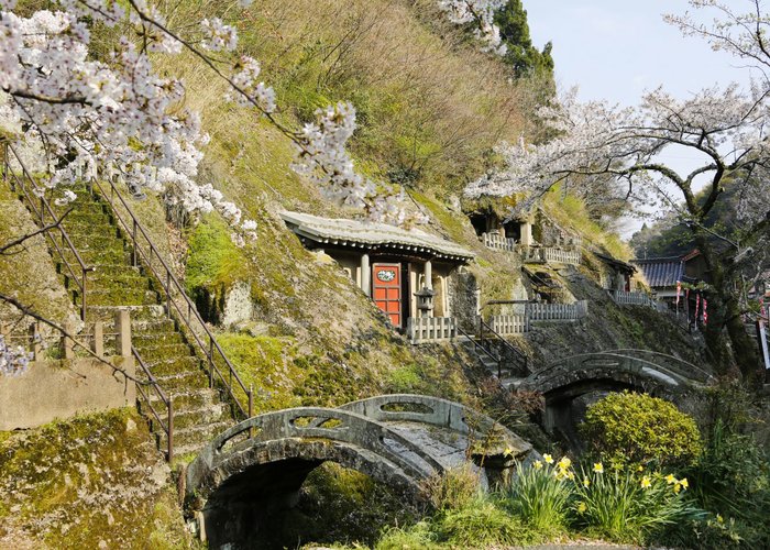 Kutaniyaki Art Museum