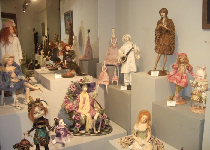 The Doll Gallery «Vakhtanov»