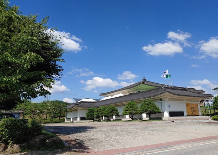 Jodongri Seonsa Yoojeok Bakmoolgwan