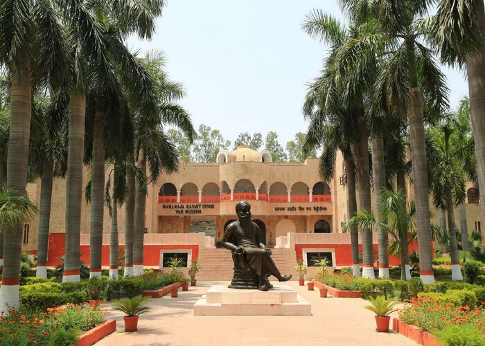 Maharaja Ranjit Singh Museum