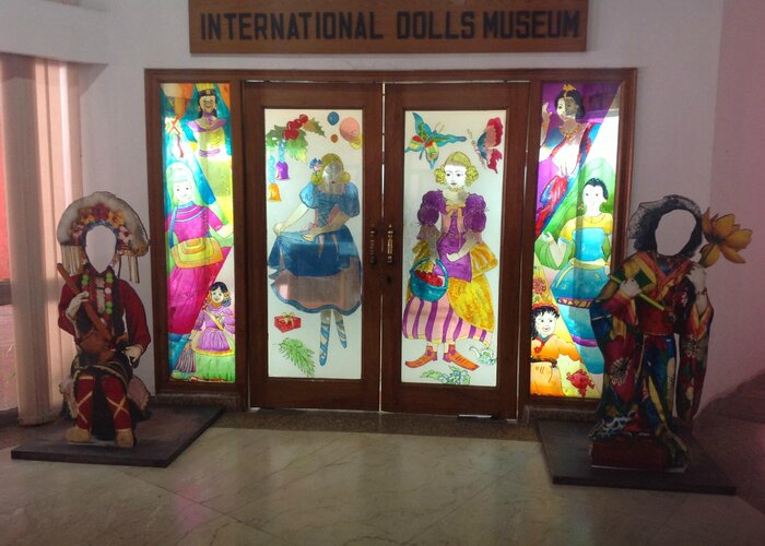International Dolls Museum