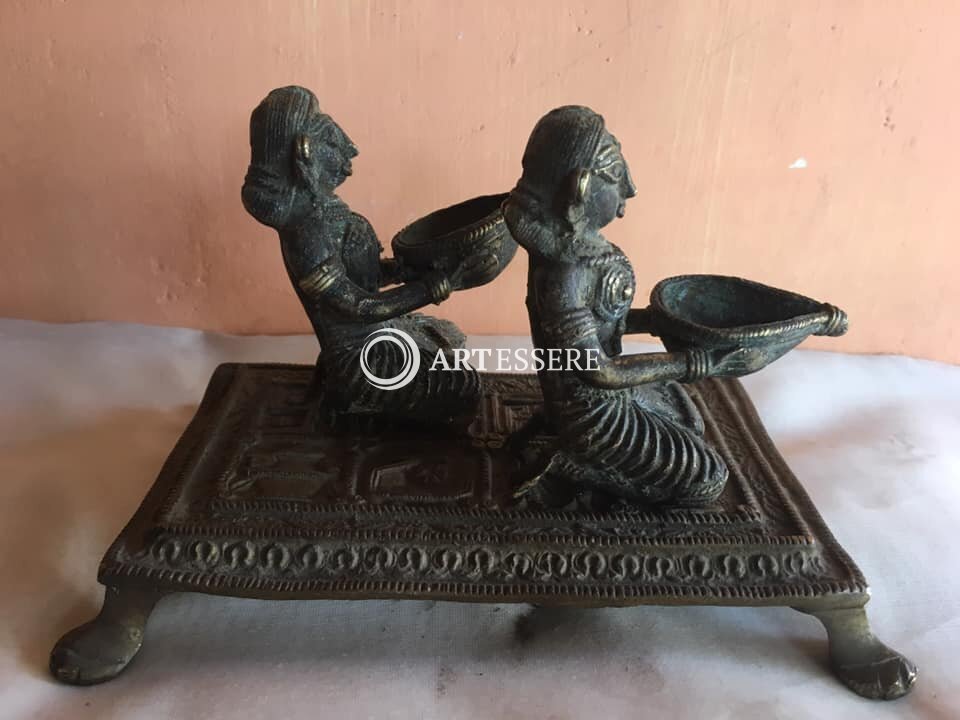 Deepanjali lamp museum