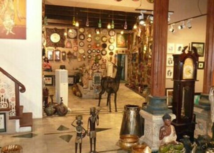 Sachee art gallery