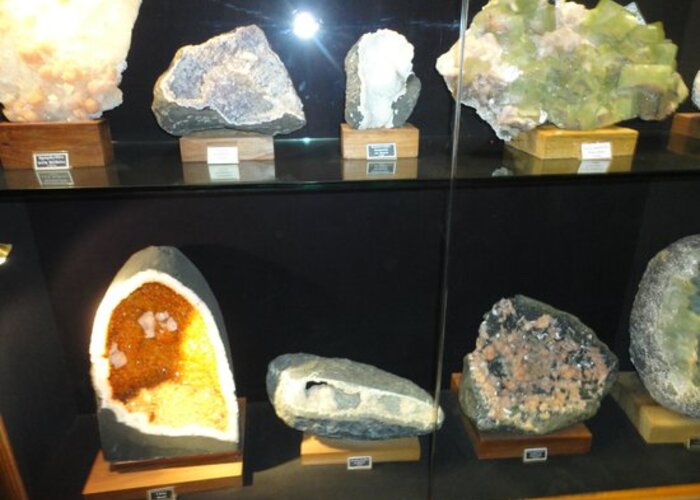Gargoti Mineral Museum