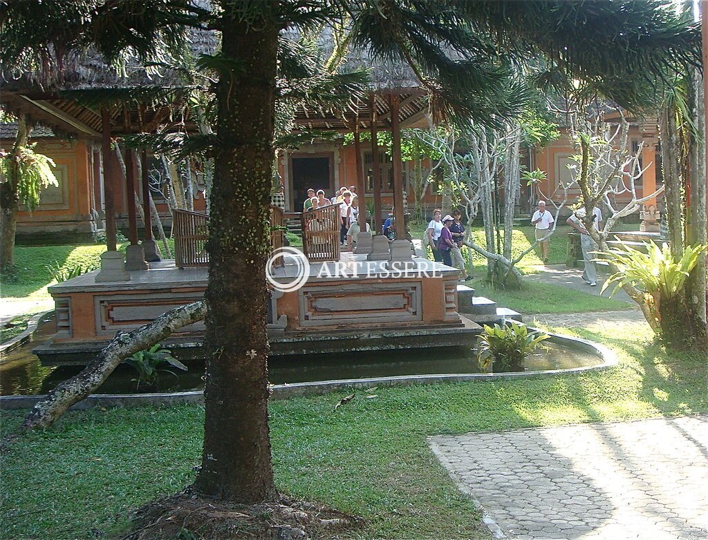 Nyoman Ada Gallery