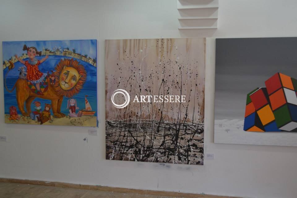 Art Suites Gallery