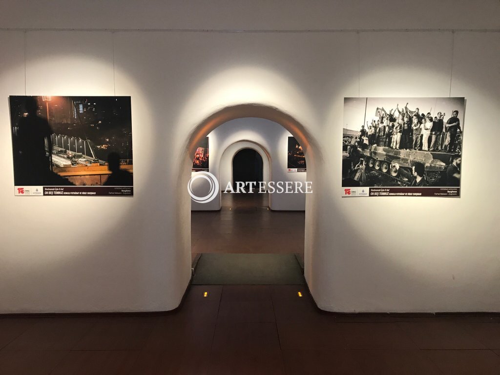 Cumhuriyet Art Gallery