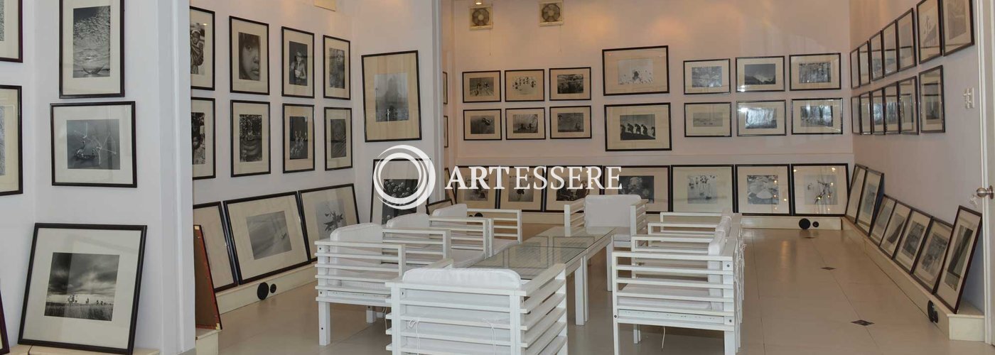 DDK′s Black & White Photo Gallery