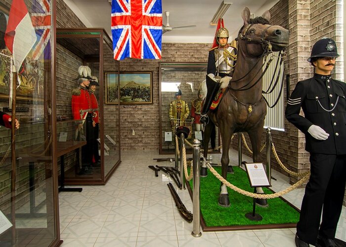 The Robert Taylor Museum Of Worldwide Arms