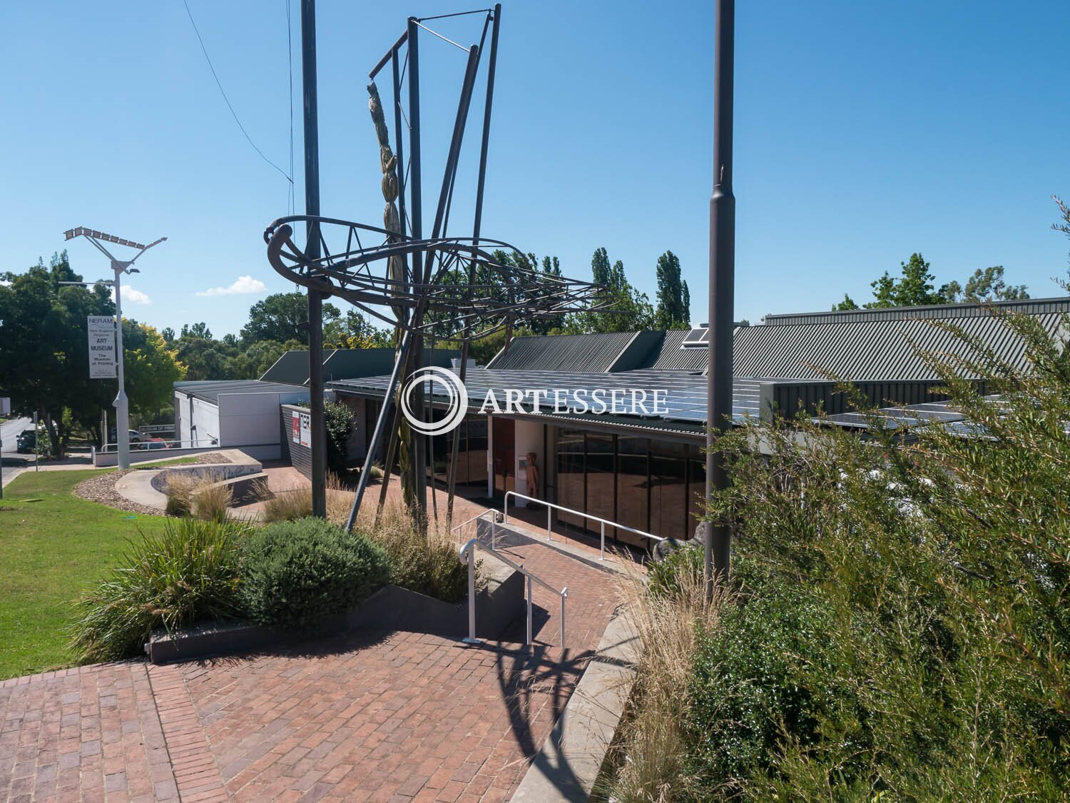 New England Regional Art Museum