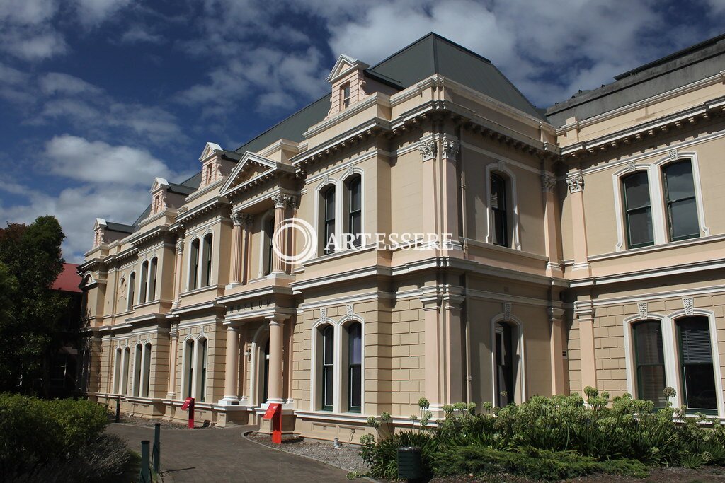 Queen Victoria Museum and Art Gallery