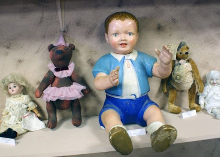 The Gallery of author dolls and toys «Boneca»