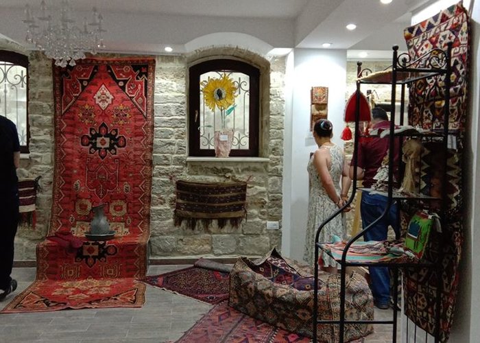 Nur Art House (gallery)