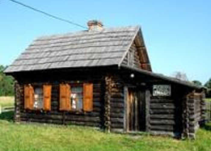 «The department of the history of national hero Santa Talash and partisan movement in Petrikovschine» regional museum g.Petrikova