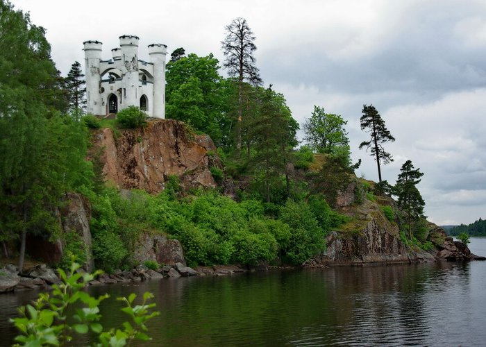 The State Historic-Architectual and Natural Museum-Reserve  Park Monrepo