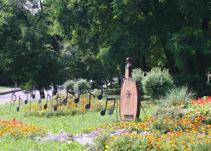 The literary-memorial museum-house of T. Shevchenko «Hut on Priorke»