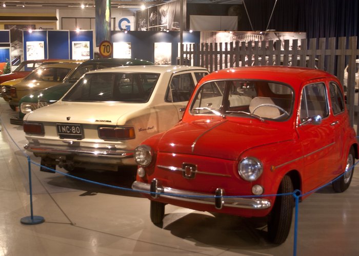 Automobile and Road Museum «Mobiliya»