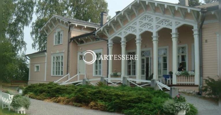 Museum-Estate Kenkyavero