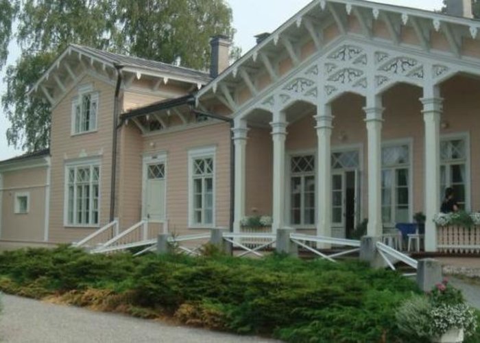 Museum-Estate Kenkyavero